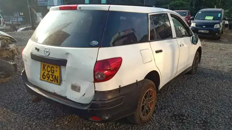 Mazda Familia