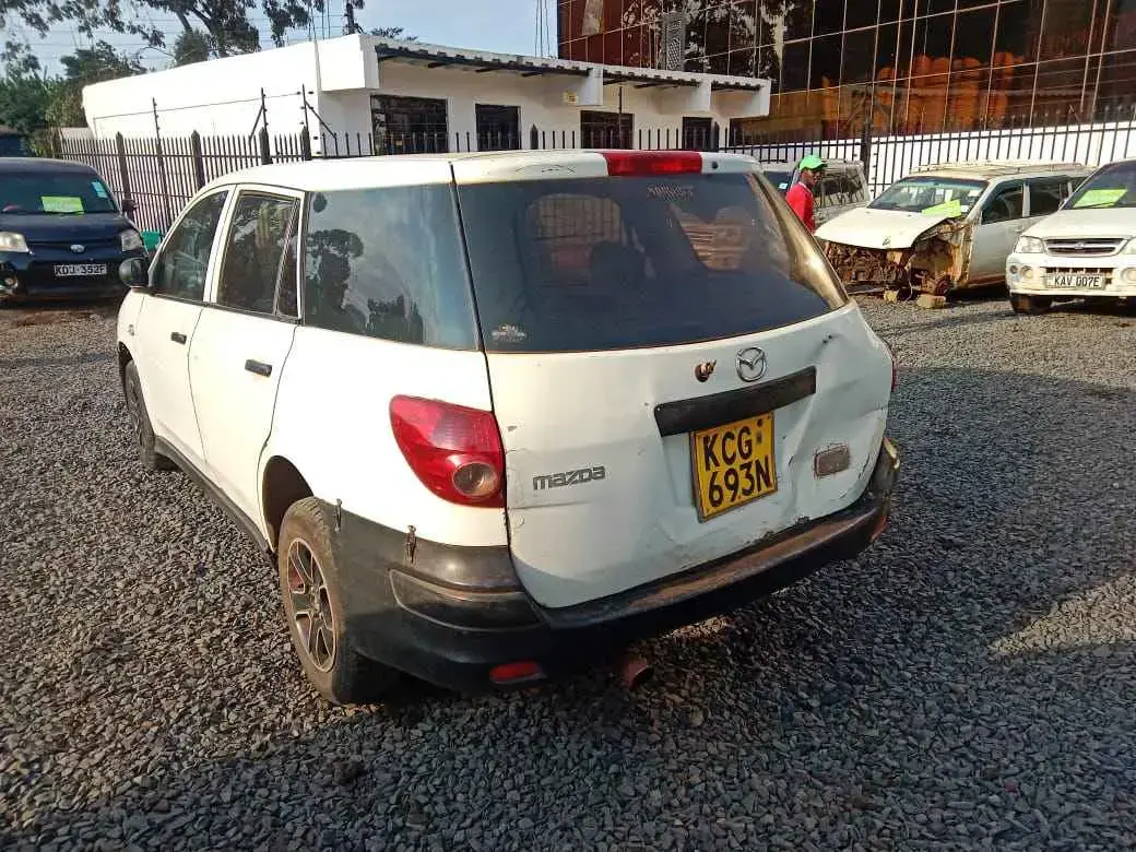 Mazda Familia