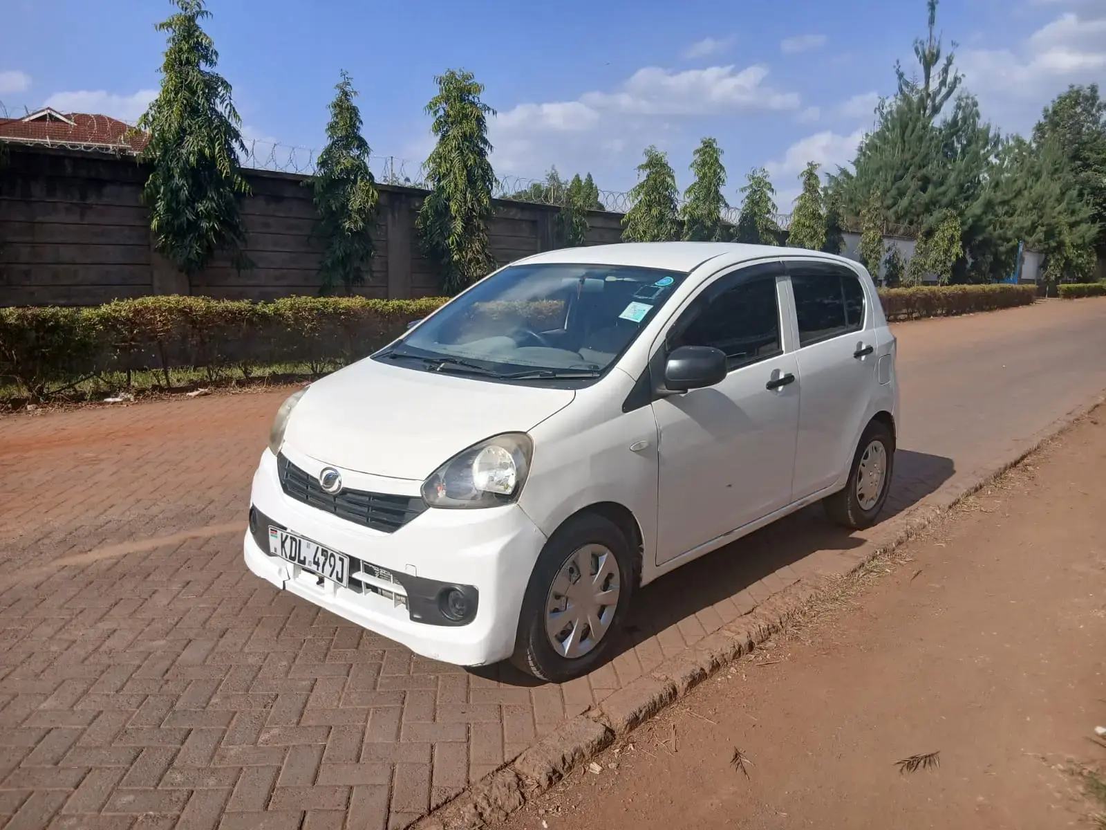 Daihatsu Mira