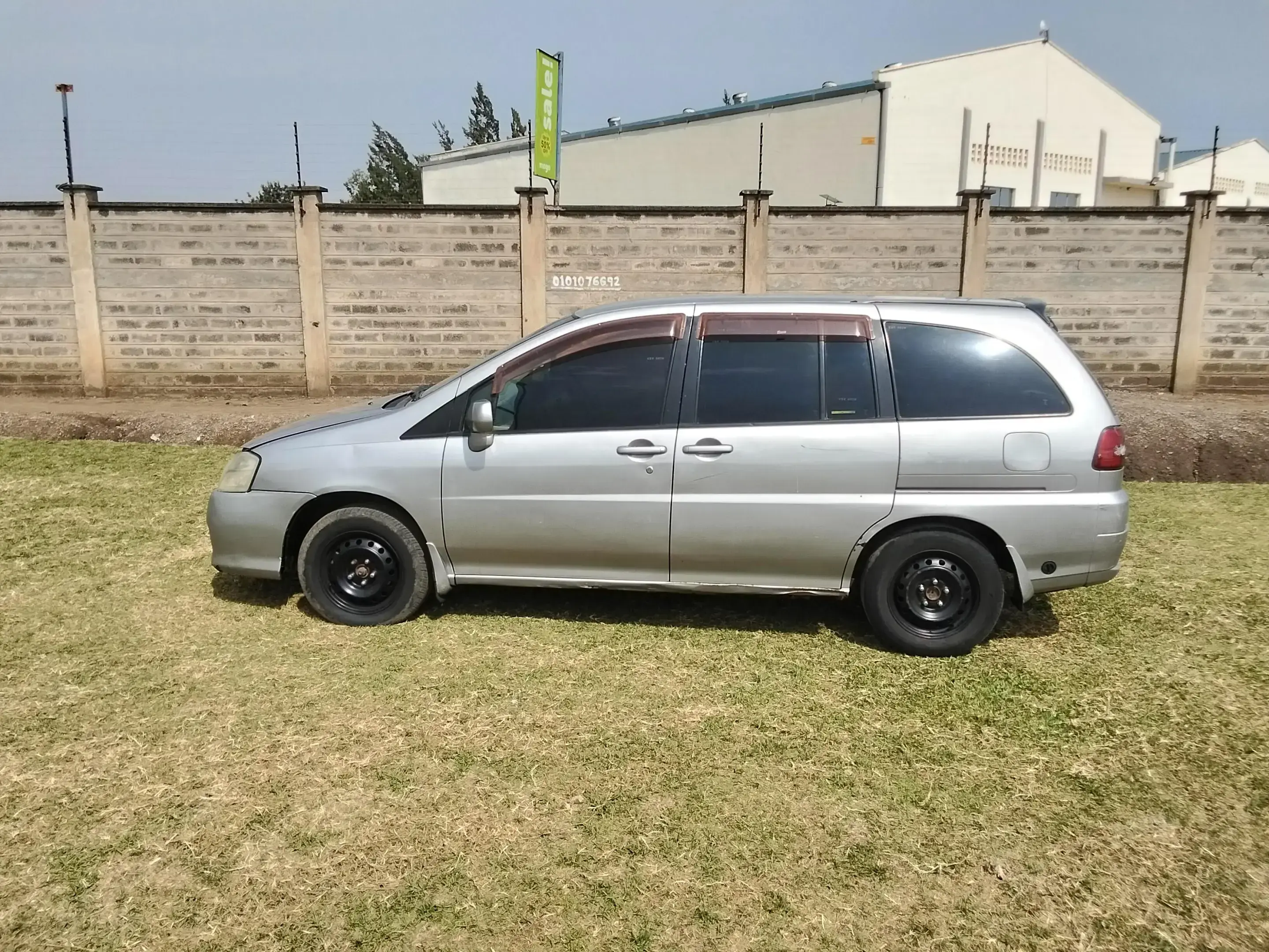 Nissan Liberty