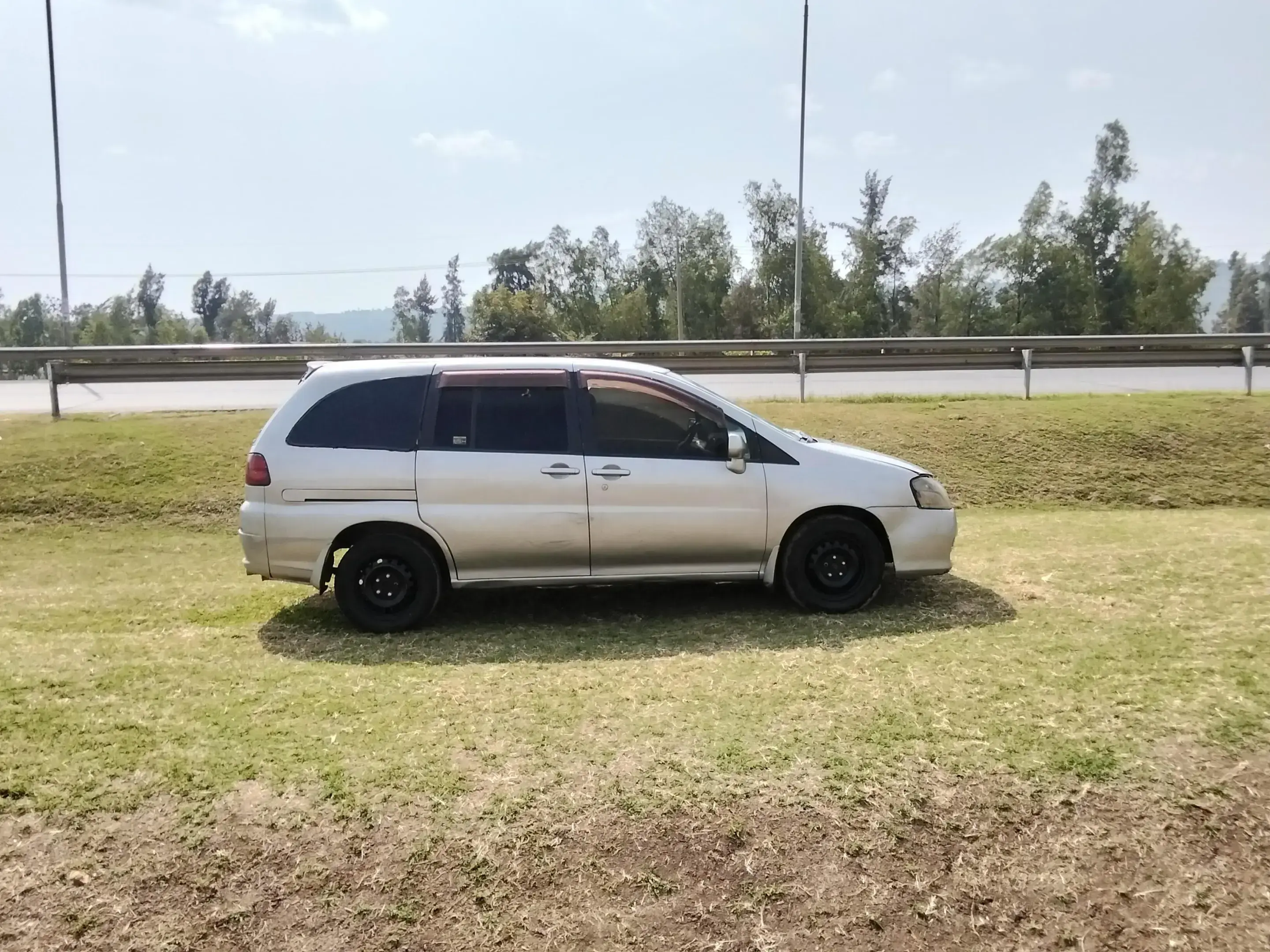 Nissan Liberty