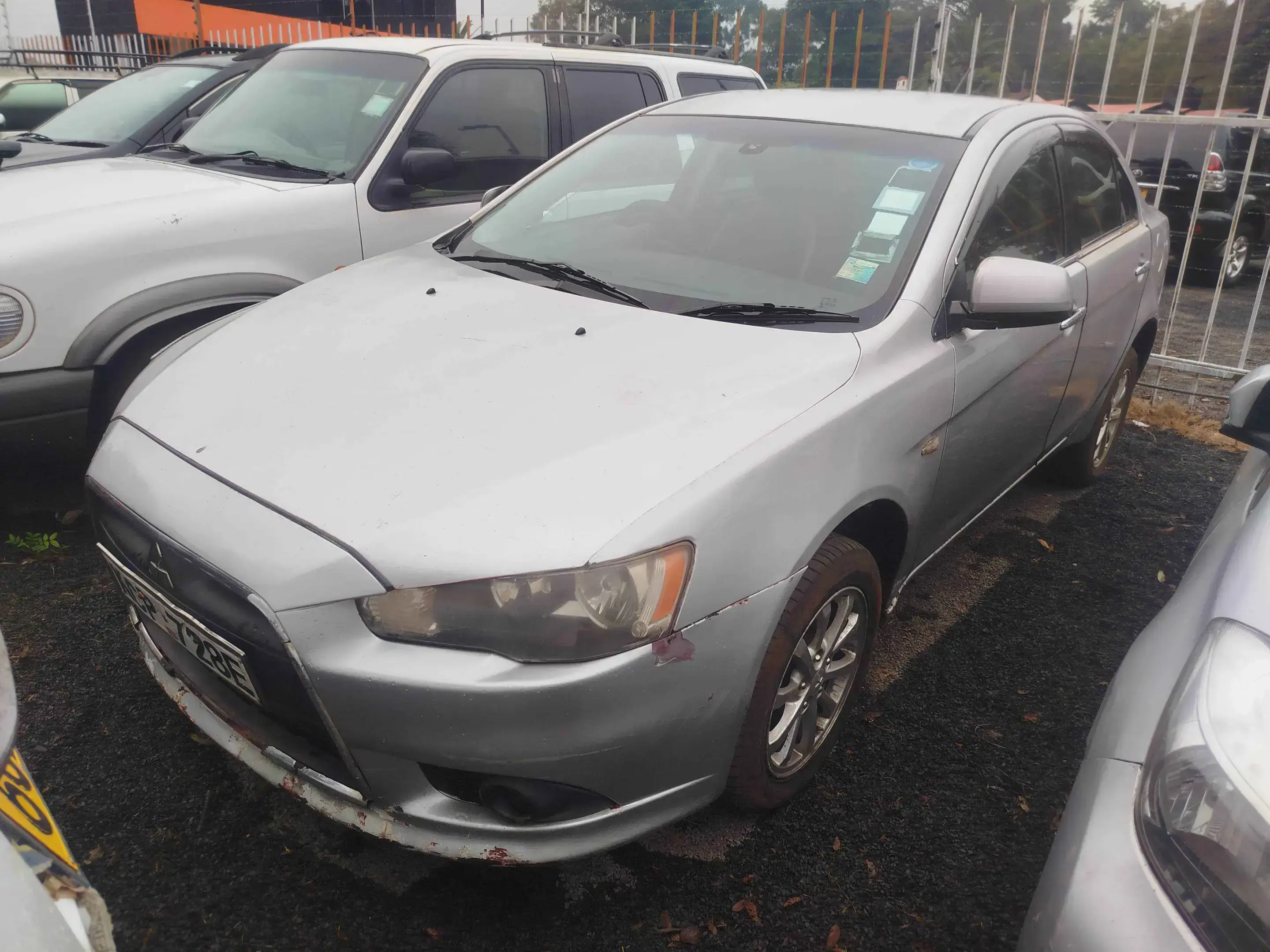 Mitsubishi Galant
