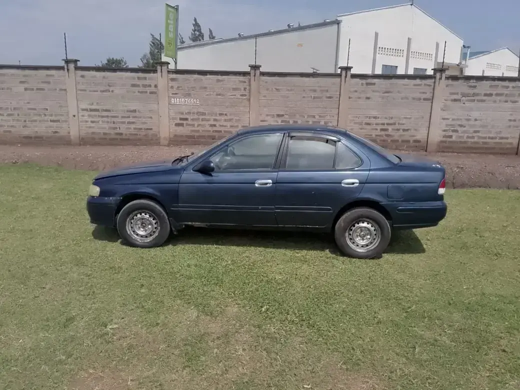 Nissan Sunny