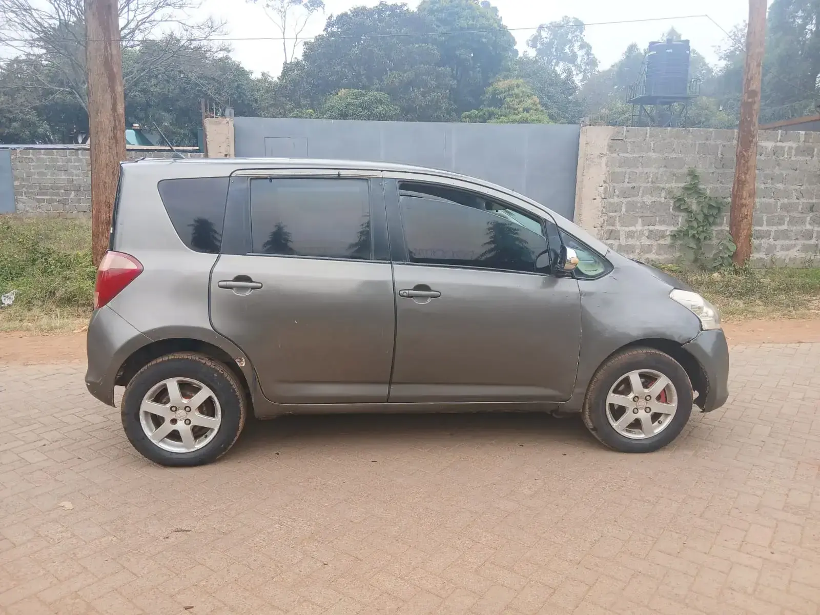 Toyota Ractis
