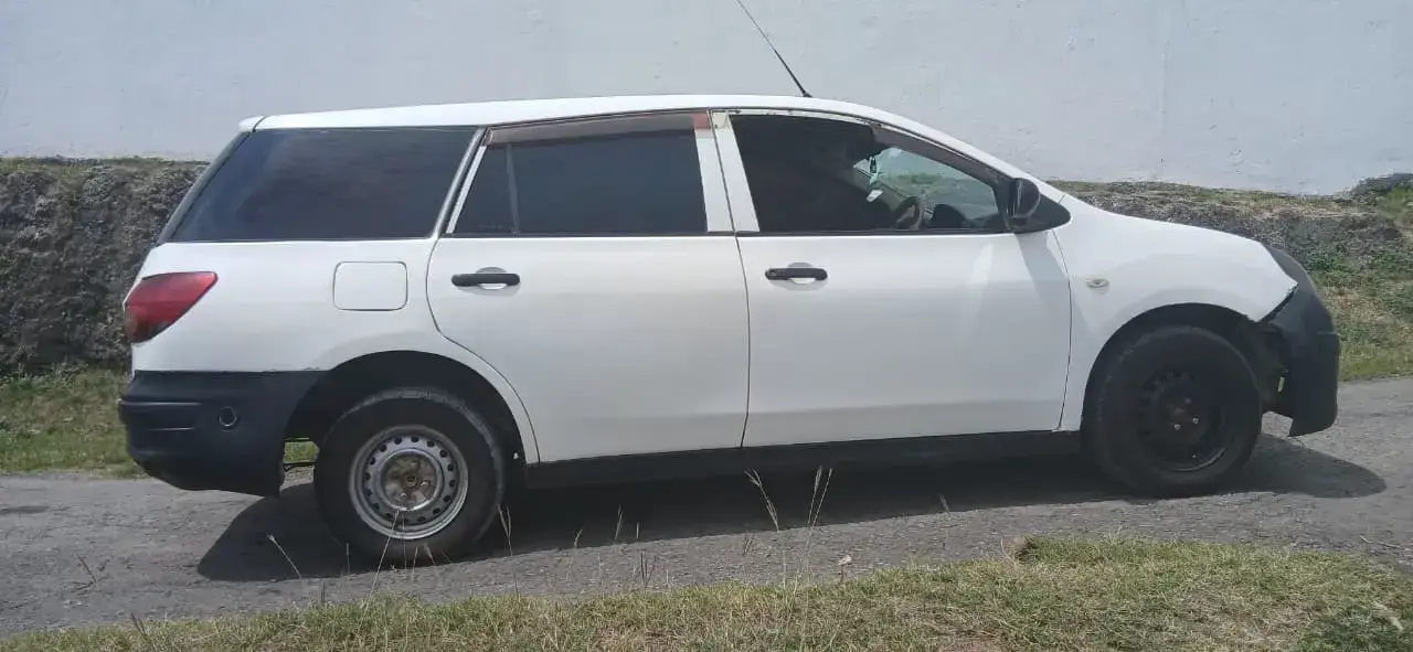 Nissan Advan