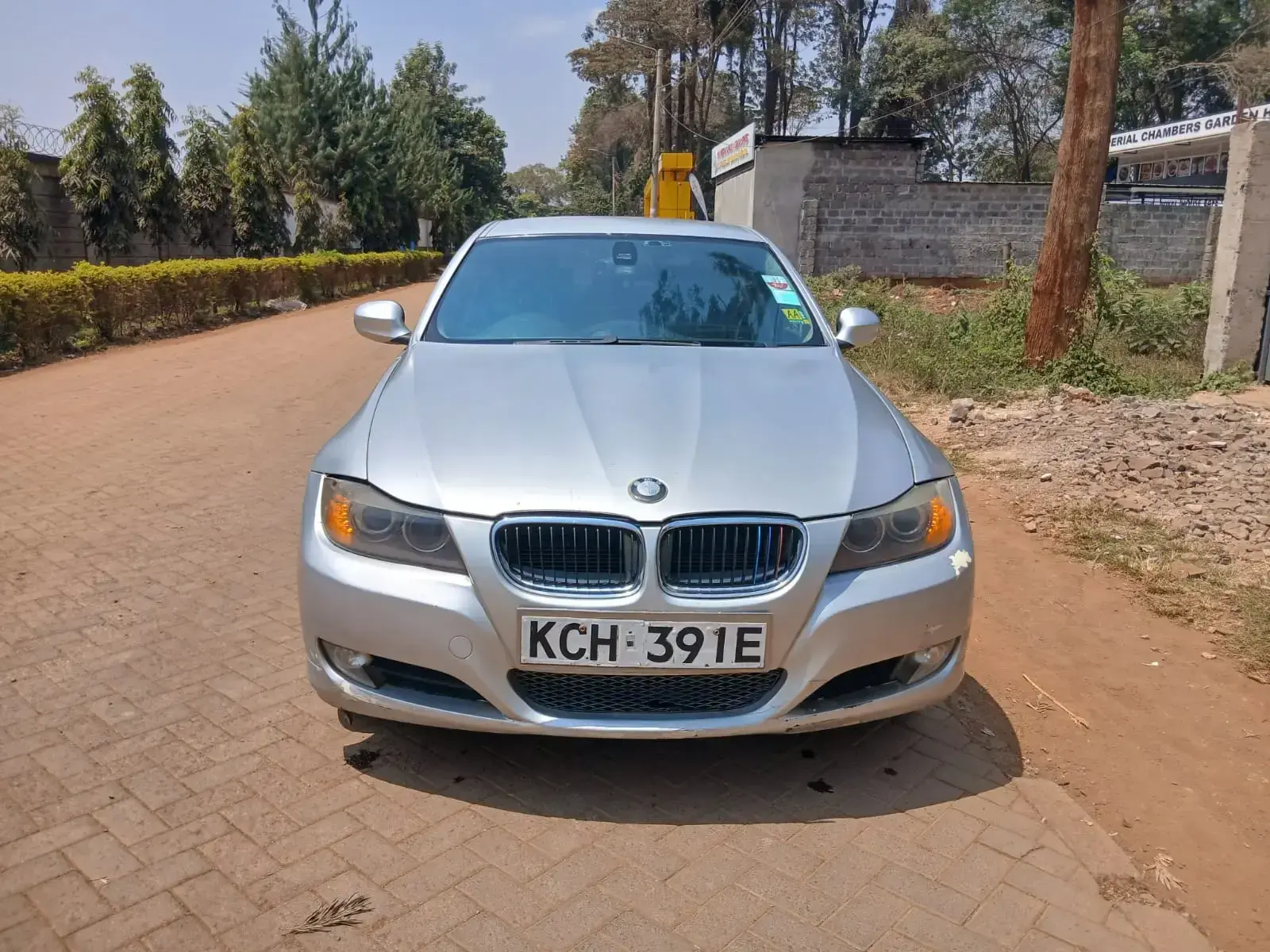 BMW 320