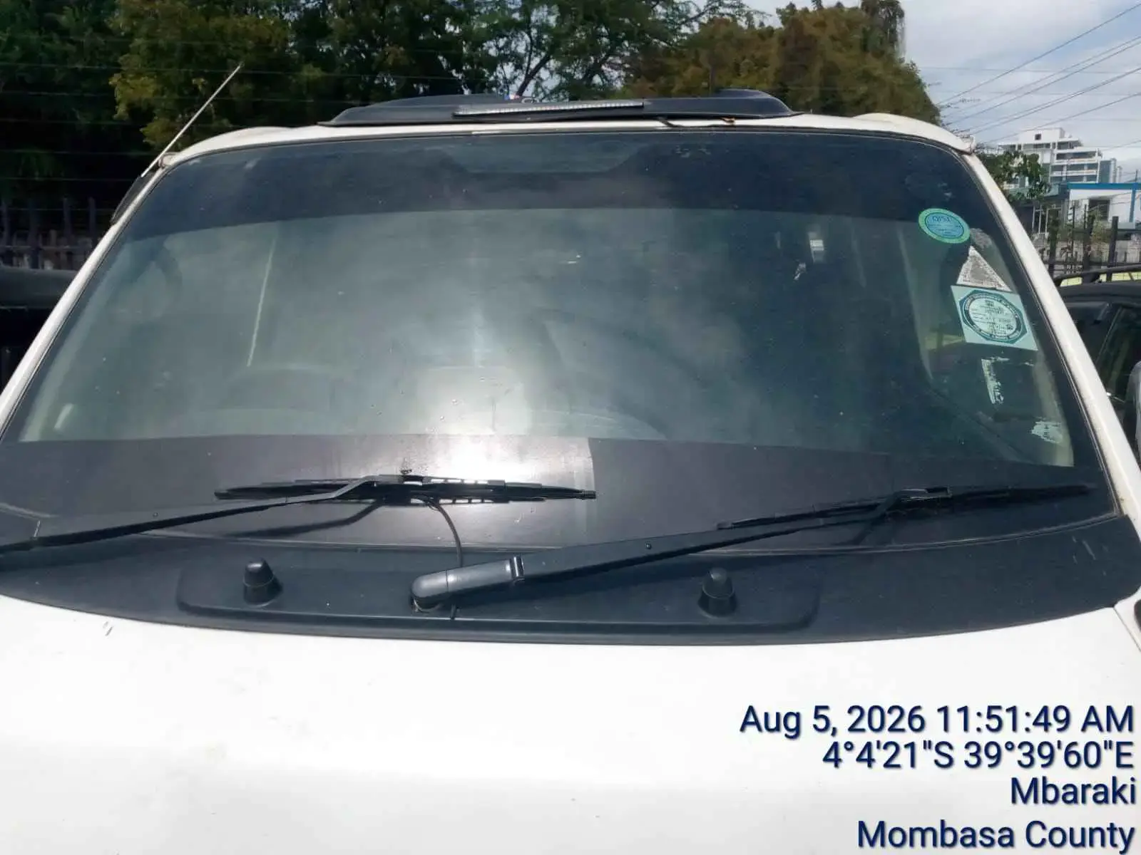 Nissan Caravan