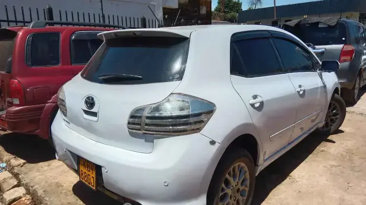 Toyota Blade