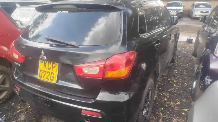 Mitsubishi RVR