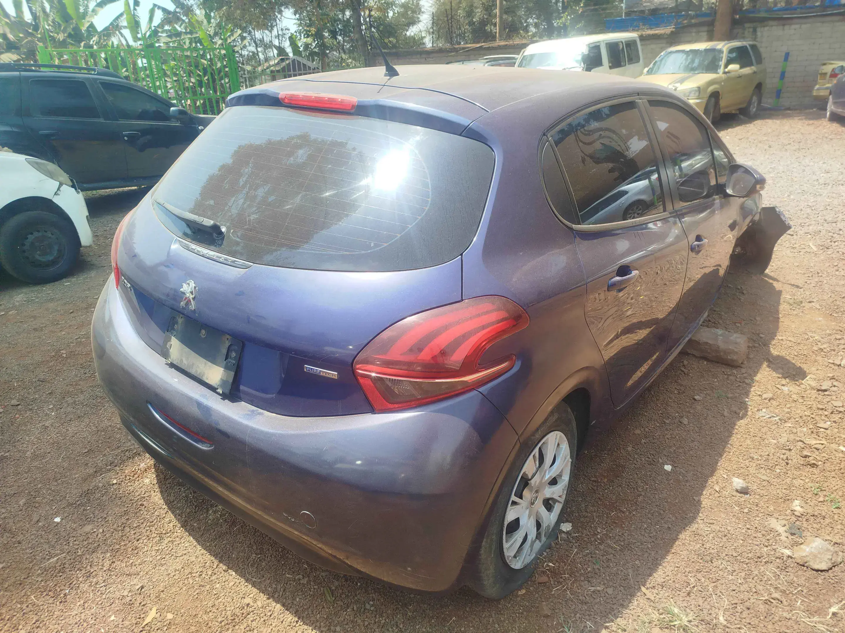 Peugeot 208