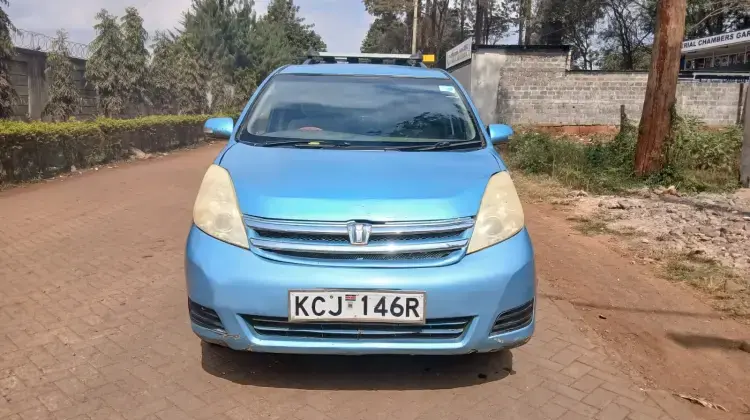 Toyota Isis