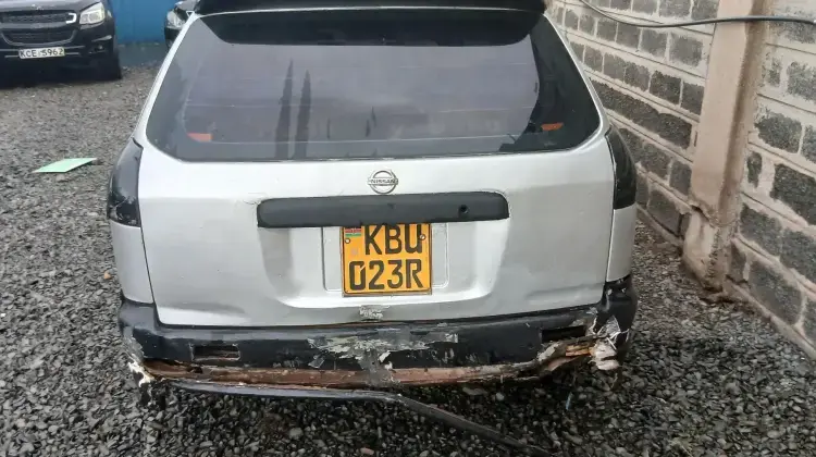 Nissan Advan