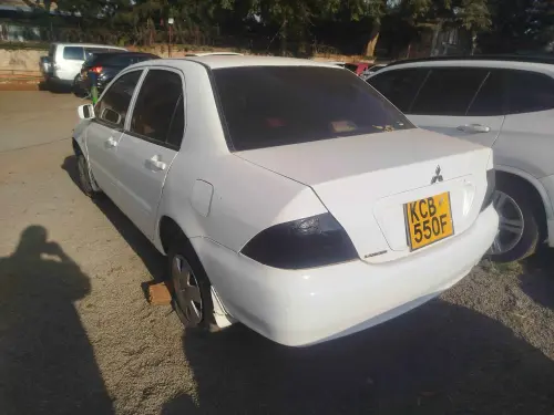 Mitsubishi Lancer
