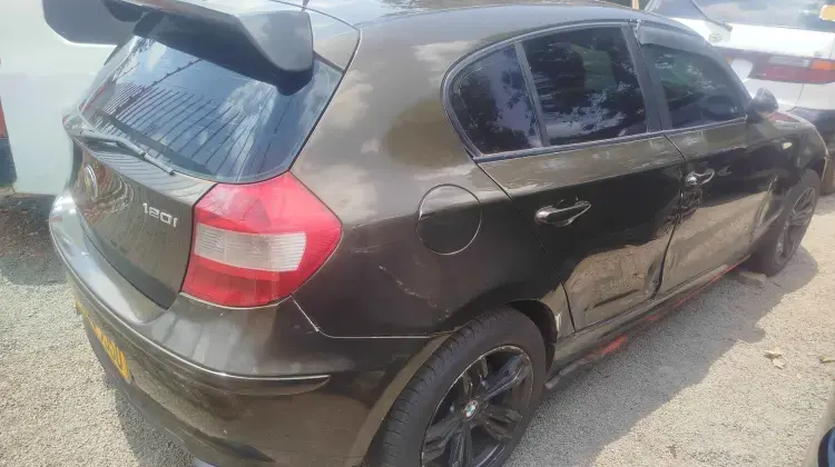 BMW 120