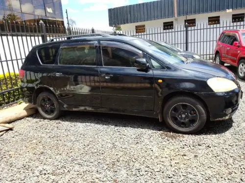 Toyota Ipsum