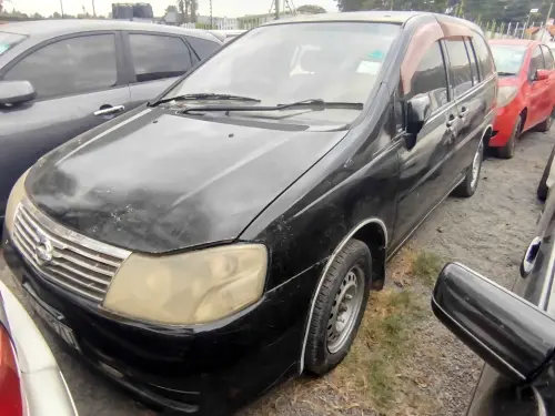 Nissan Liberty