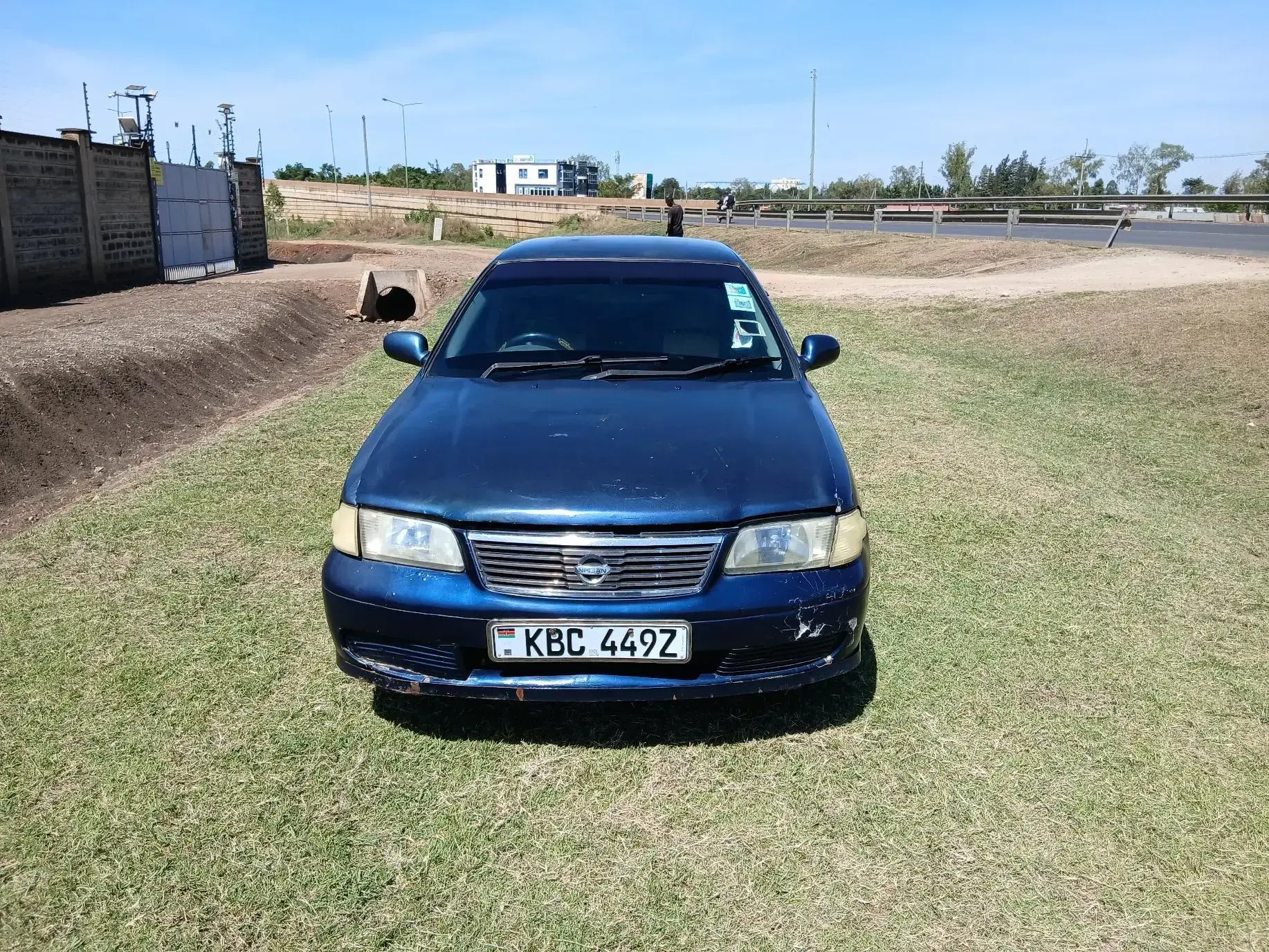 Nissan Sunny