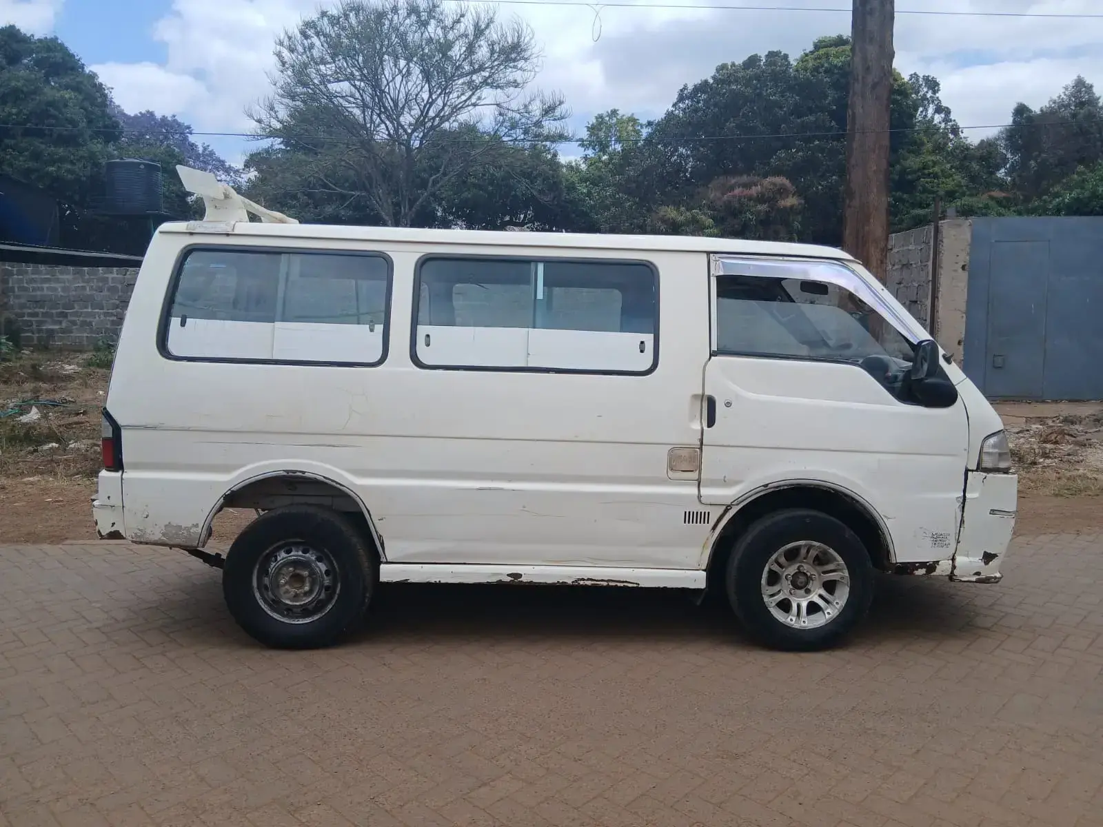 Nissan Vanette